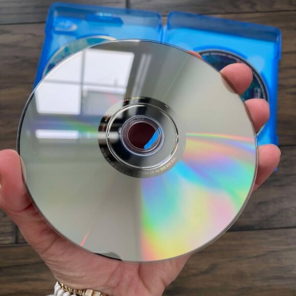 Finding Dory Blu-Ray and DVD - Picture 3 of 6